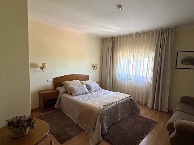 חדר סטנדרט, A Vileira