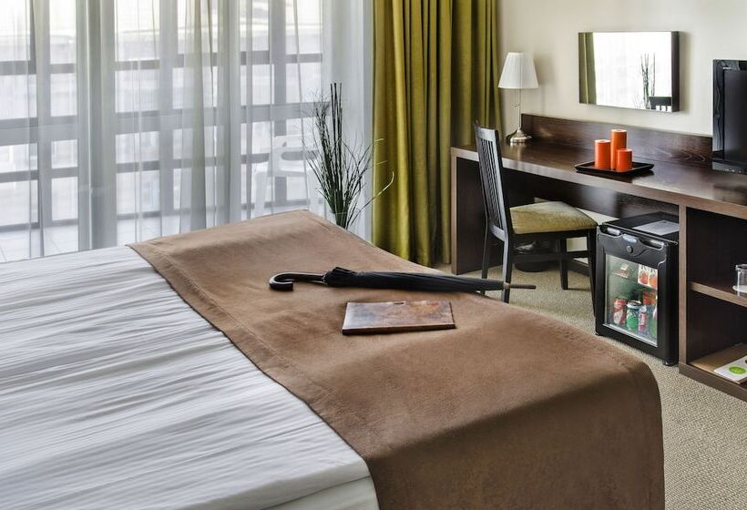 اتاق سوپریور, Centre Avanta