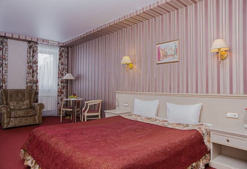 컴포트 룸, Best City