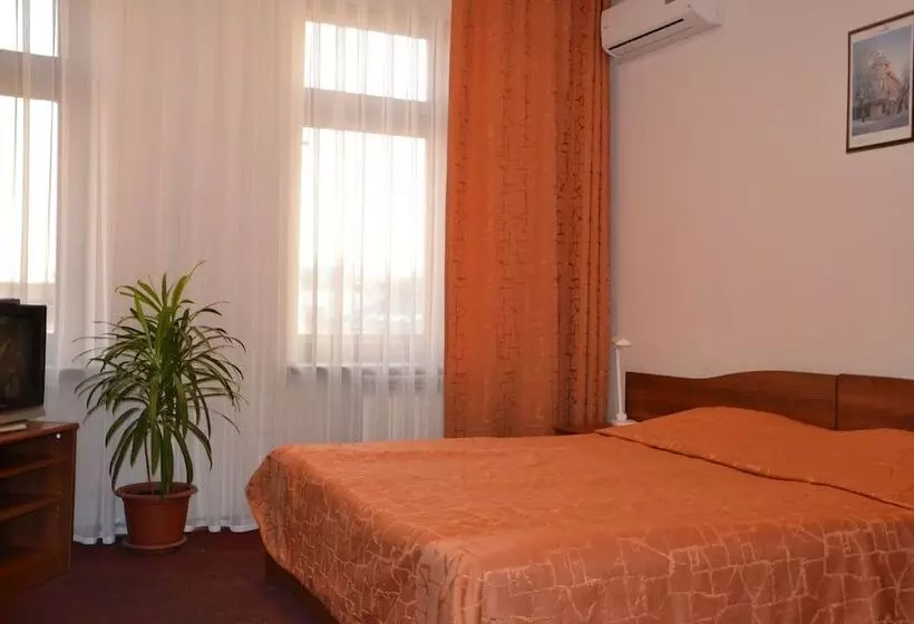 Standard Yhden Hengen Huone, Bulak
