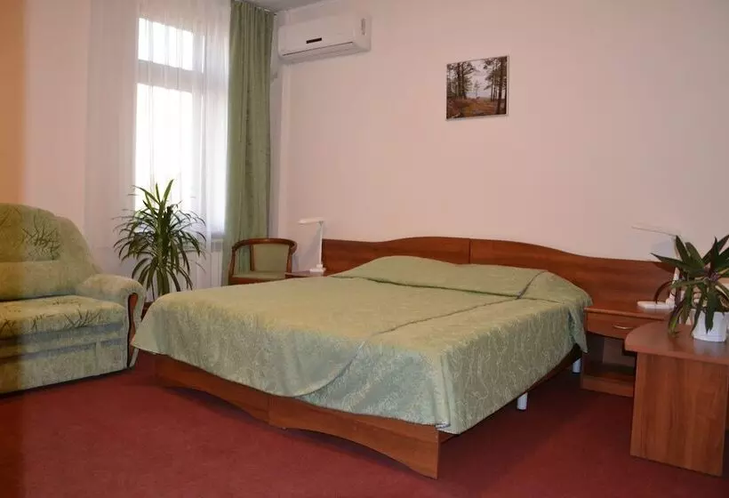 Comfort Yhden Hengen Huone, Bulak