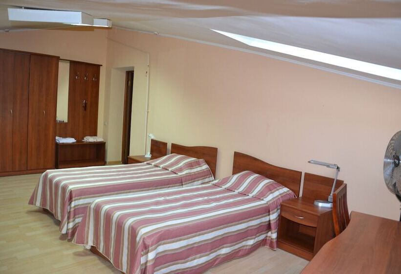 غرفة إقتصادية حمام مشترك, Bulak