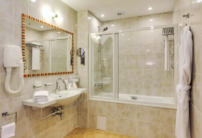 اتاق کلاس بیزنس, Chuvashia