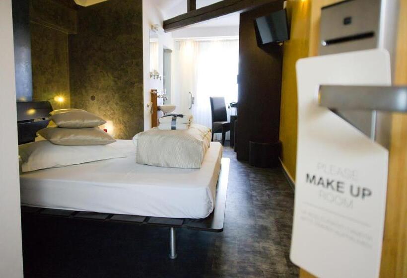 Standard Yhden Hengen Huone, Do Stil Boutique