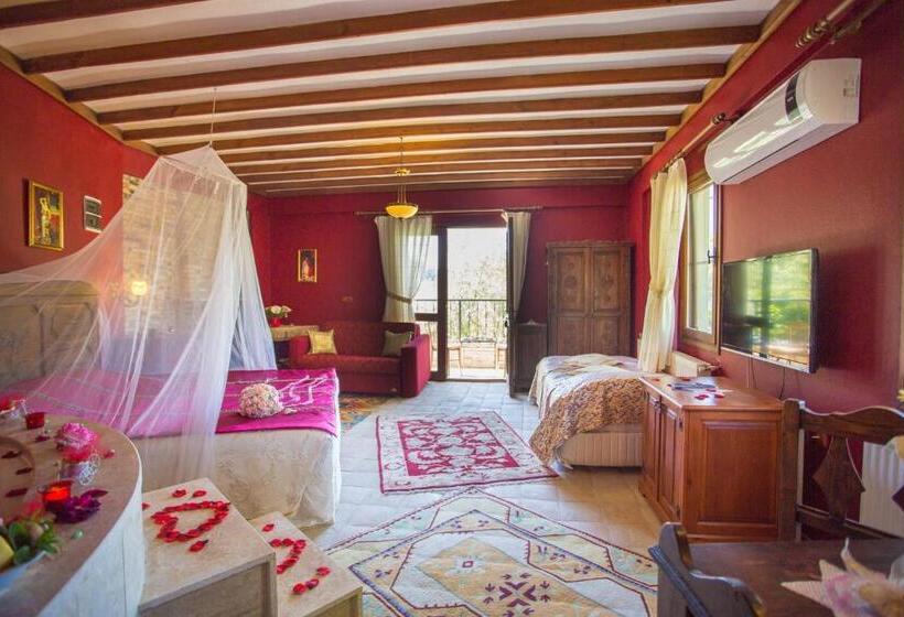 Люкс, Ephesus Boutique