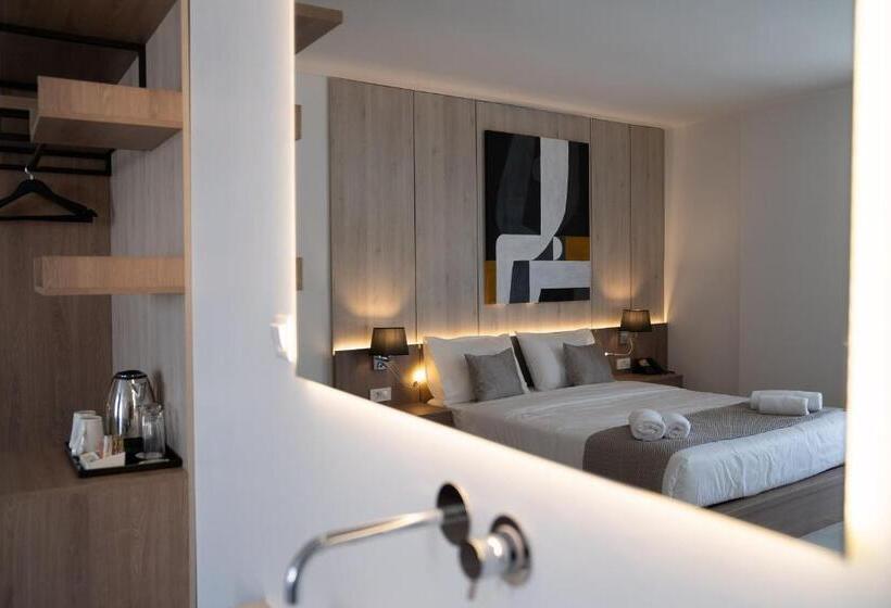 Quarto Deluxe, Galaxy