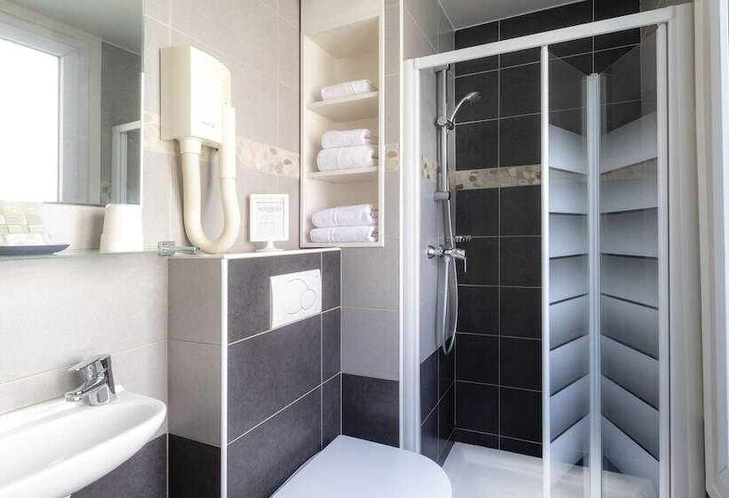 スタンダードルーム, Montsouris Orleans