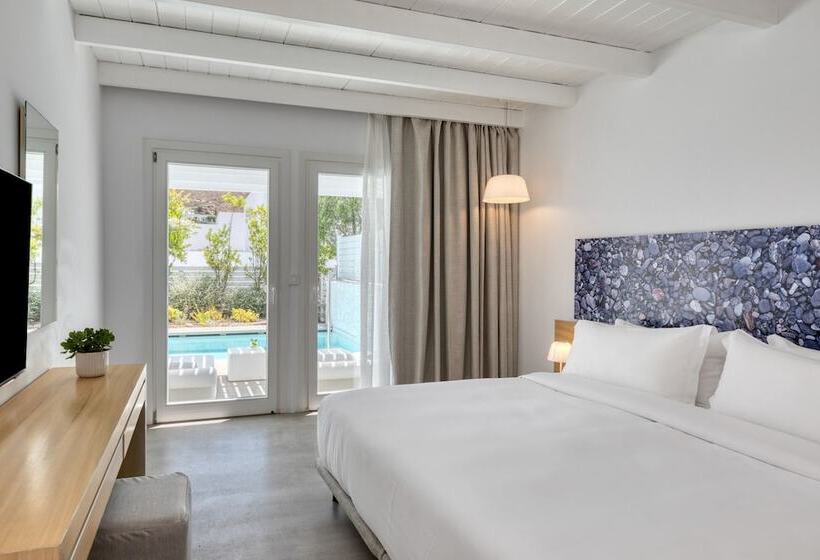 套房配有游泳池, Patmos Aktis, A Luxury Collection Resort & Spa, Greece
