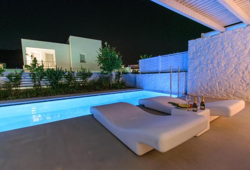 套房配有游泳池, Patmos Aktis, A Luxury Collection Resort & Spa, Greece