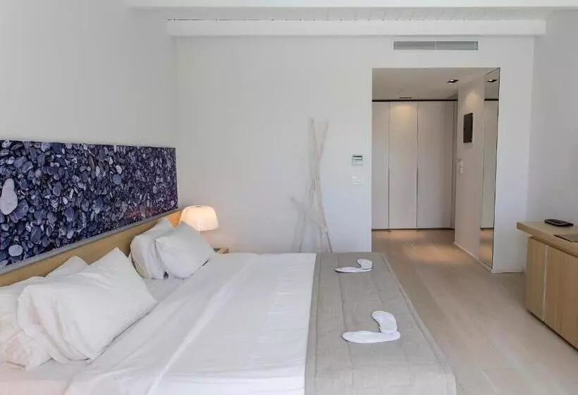 Deluxe-huone Allasnäkymä, Patmos Aktis, A Luxury Collection Resort & Spa, Greece