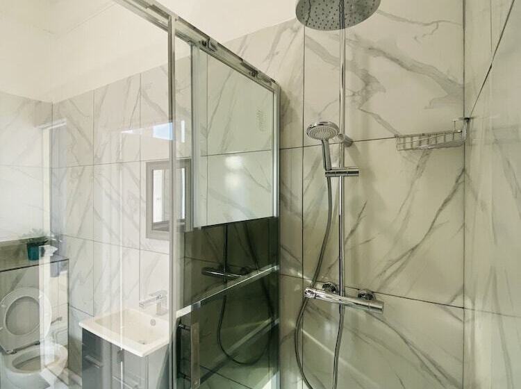 Президентский Люкс, Royal Hotel Sheerness