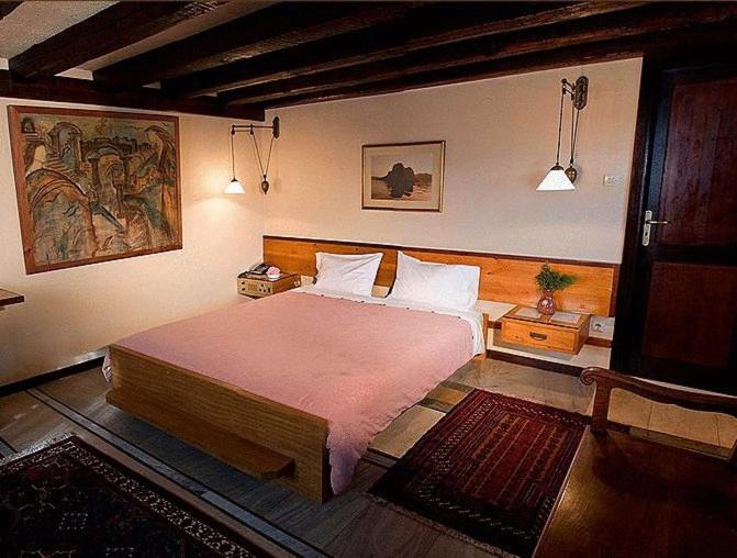 غرفة ديلوكس, Lazareto