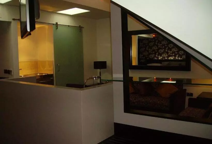 Deluxe Suite, The Bluebell