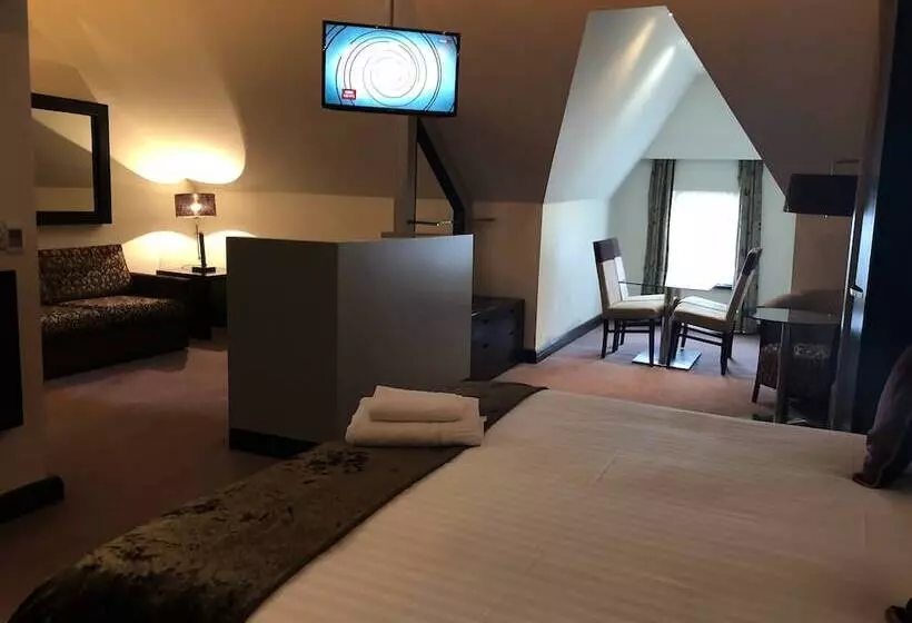 Deluxe Suite, The Bluebell