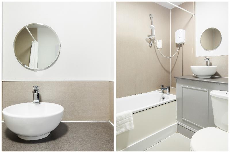 스탠다드 트리플 룸, The Green Man