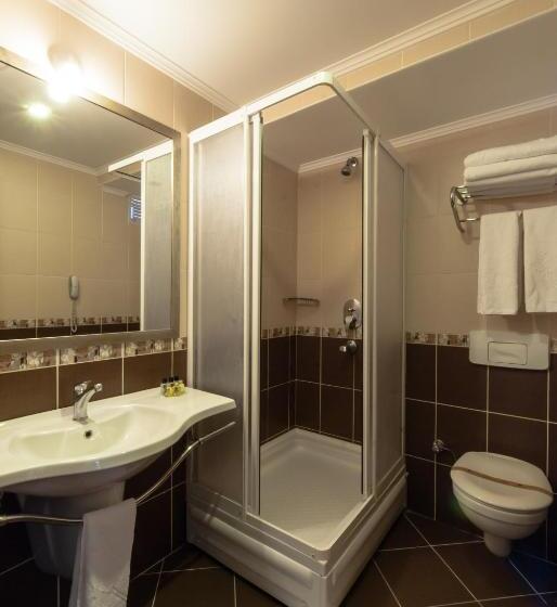 غرفة أساسية فردية, Yucelen