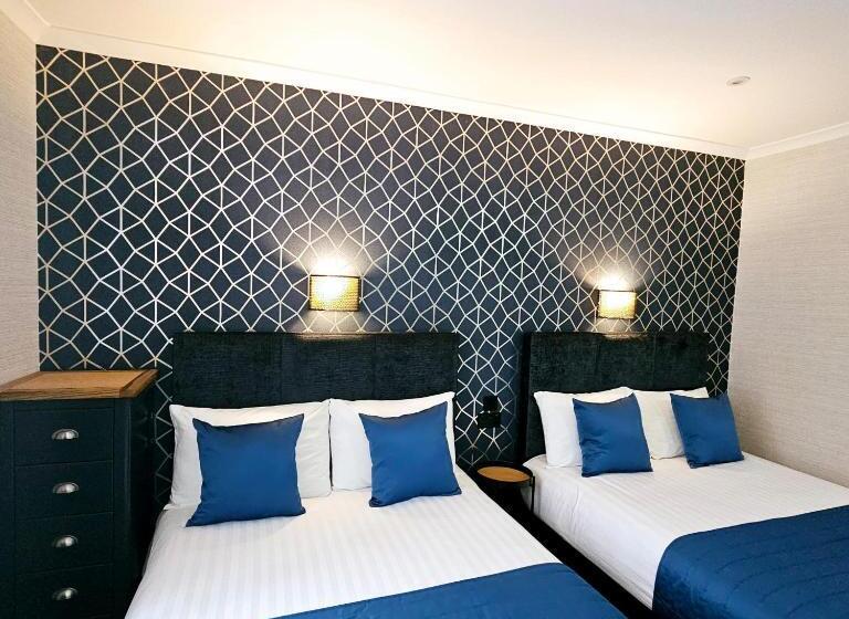 غرفة عائلية, Mentone