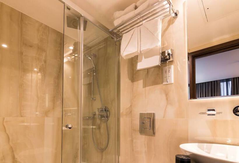 クラブルーム, The Devonshire