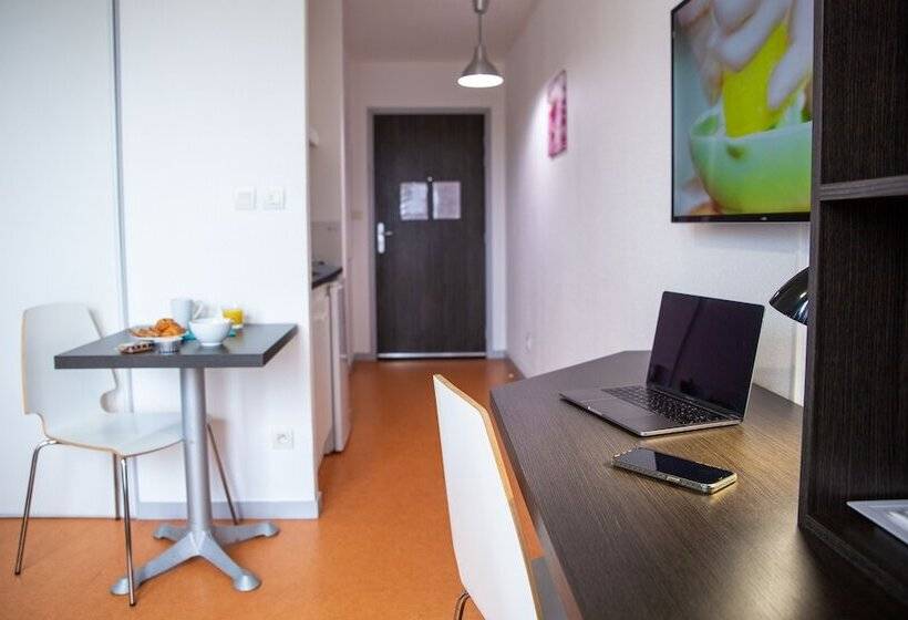 Апартаменты 1 Спальня, Comfort Aparthotel Besancon Hauts Du Chazal