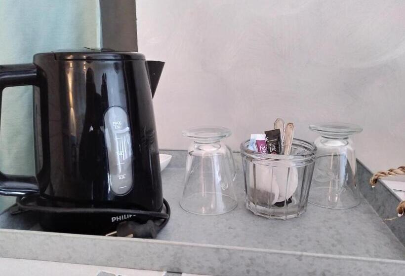 家庭间, Côté Chapelle