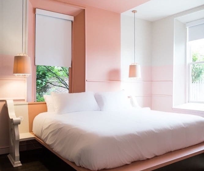 غرفة ديلوكس سرير كينج, The Russell