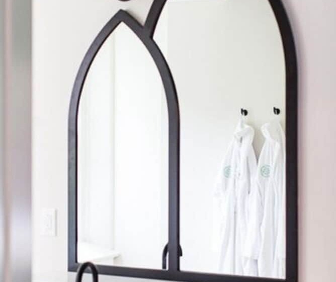 غرفة ديلوكس سرير كينج, The Russell