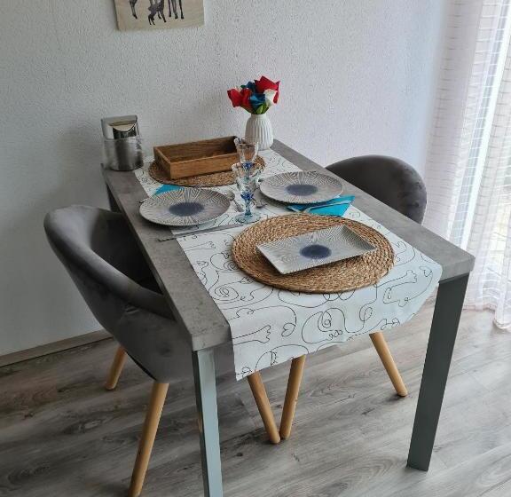 Номер Deluxe, La Perle De Frayssinet Le Gélat   Chambre D Hôtes   B&b