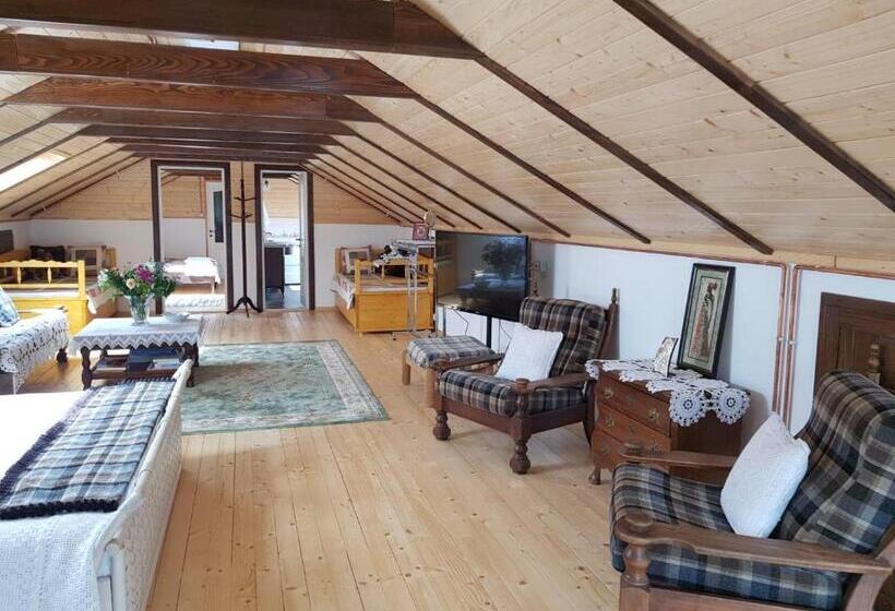 شقة غرفة واحدة, Verada Tour Guest House