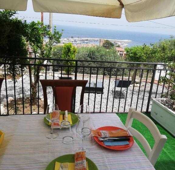 패밀리 룸 바다 전망, Benvenuti Al Sud