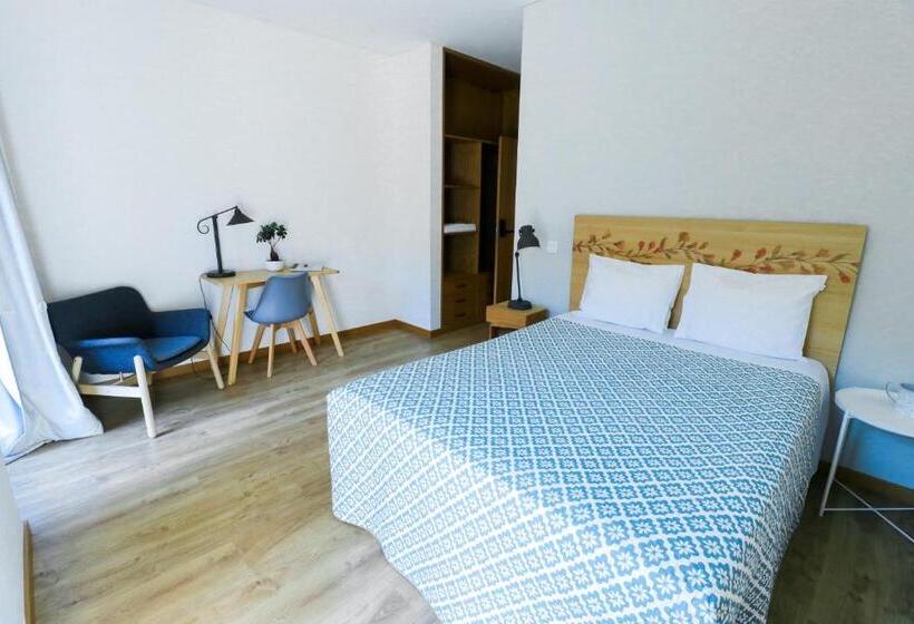 Номер Стандарт, Dois Lagares House