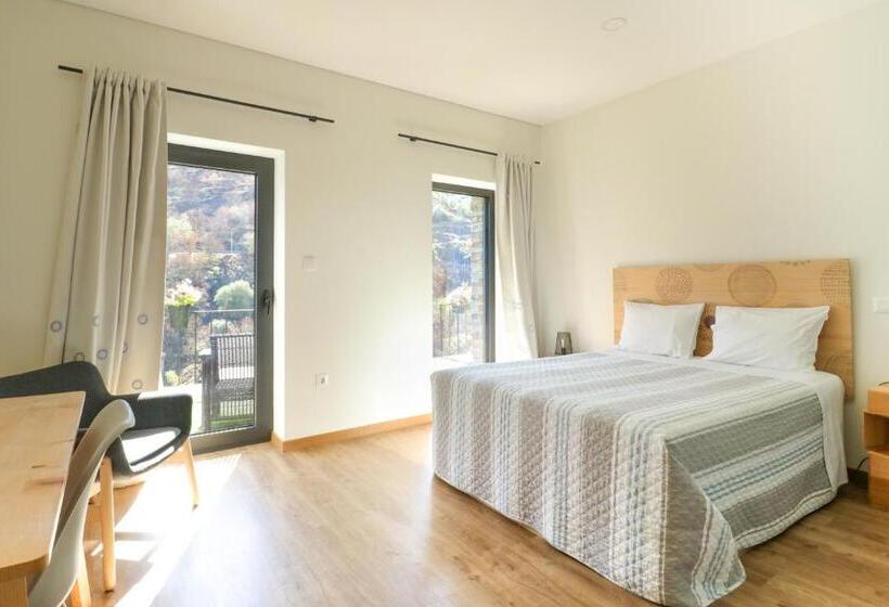 Номер Стандарт с Балконом, Dois Lagares House