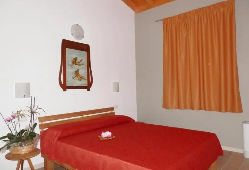庭の見える１ベッドルームアパートメント, Agriturismo Fioralba