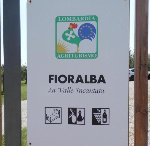 דירת חדר, Agriturismo Fioralba