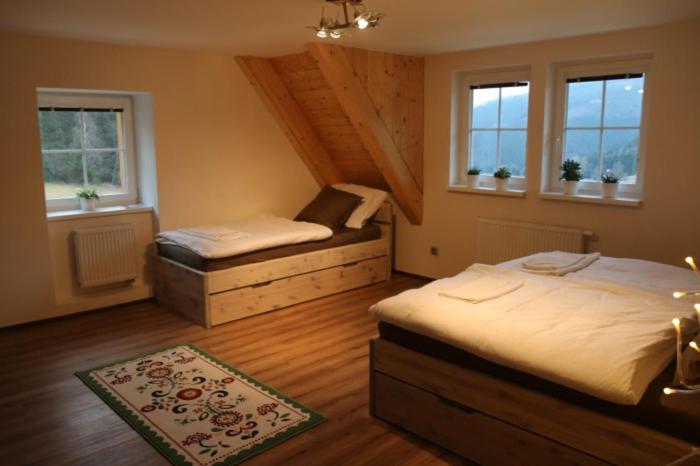 חדר סטנדרטי לשלושה עם נוף, Chalupa Semafor