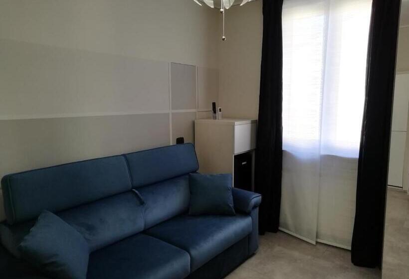 غرفة ديلوكس, Lagrange 23