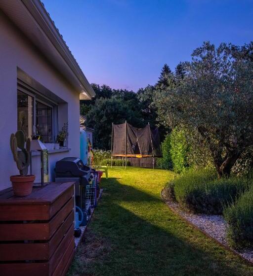 Номер Стандарт Вид на Парк, Studio Nathalie Et Sebastien