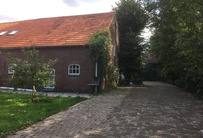 ２ベッドルームハウス, B&b Bij Bedaf