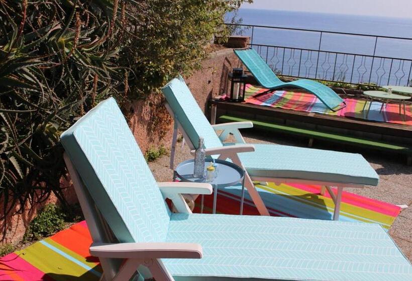 海の見える1ベッドルームアパートメント, Conca Verde C21 Beach Front Little Villas Pool, Private Jacuzzi Sea View