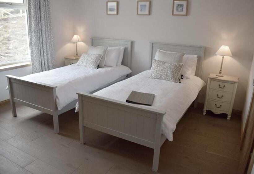 Номер Стандарт Вид на Озеро, Dunarain Bed & Breakfast