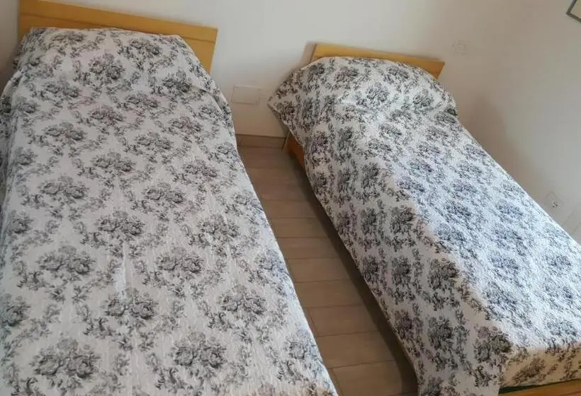 اتاق استاندارد با سرویس بهداشتی مشترک, Le Botti B&b