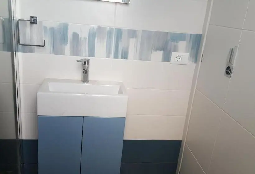 اتاق استاندارد با سرویس بهداشتی مشترک, Le Botti B&b