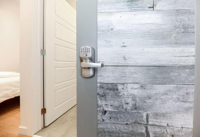 经济房, Homa Homestay Hotel By Olympic Stadium Montreal Auberge Hostel