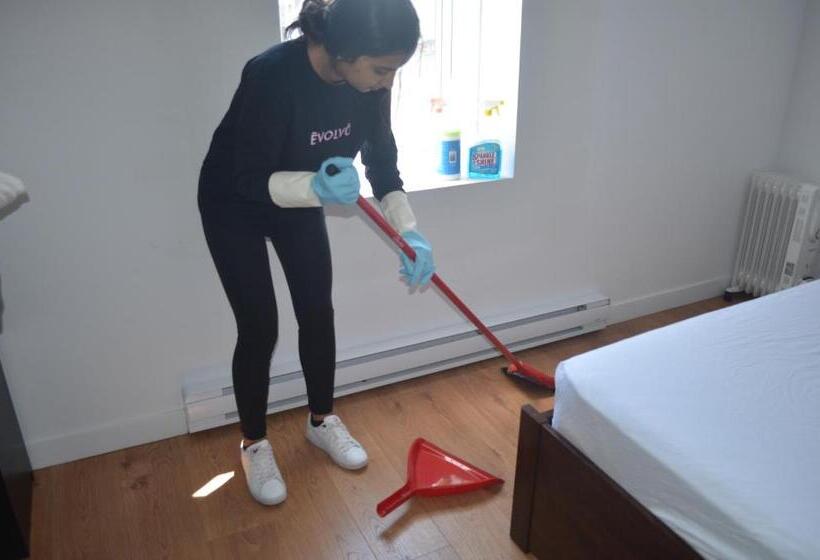 经济房, Homa Homestay Hotel By Olympic Stadium Montreal Auberge Hostel