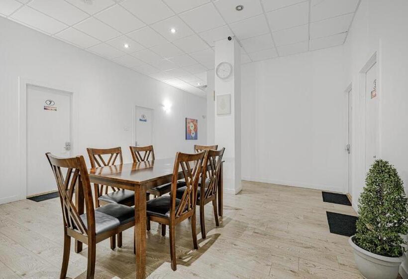 经济房, Homa Homestay Hotel By Olympic Stadium Montreal Auberge Hostel