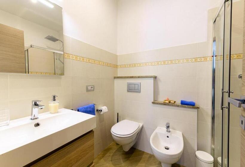 شقة غرفتين, Le Rondini