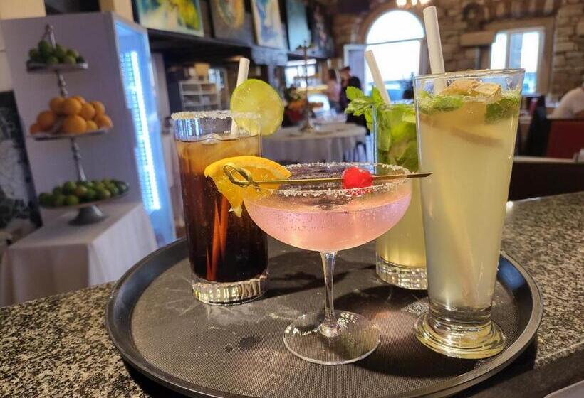 اتاق استاندارد, Piranart Boutique Hotel & More