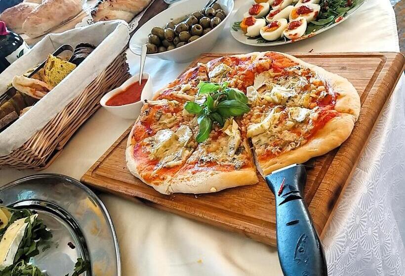 آپارتمان 1 خوابه با تراس, Piranart Boutique Hotel & More