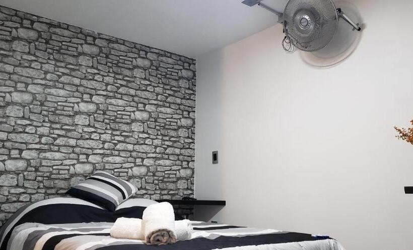 Quarto Estandar, El Suburbio   Morelos Sur
