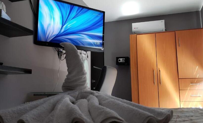 Quarto Deluxe, El Suburbio   Morelos Sur