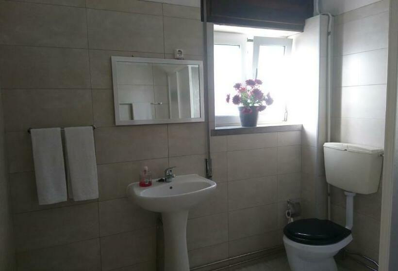 חדר סטנדרט לשלושה, Residencia Marto